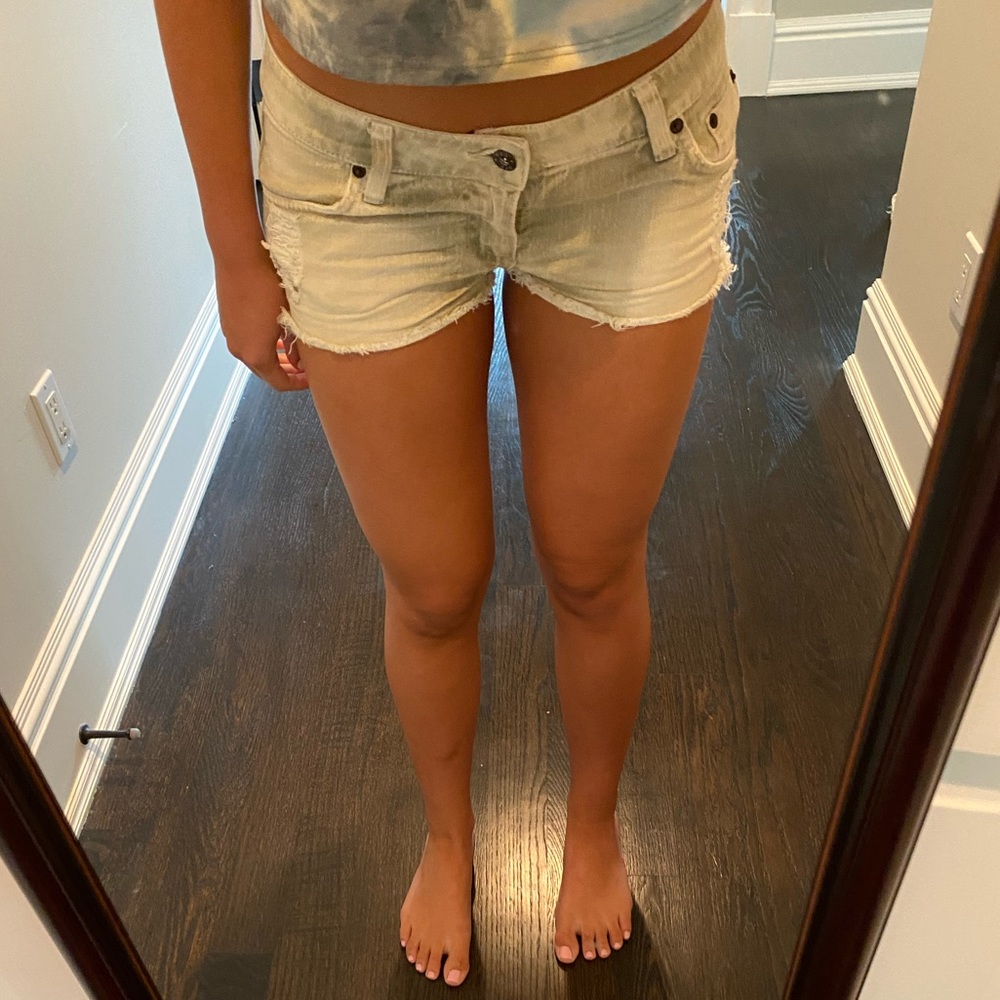 Carmar denim shorts in an ombré green / white.